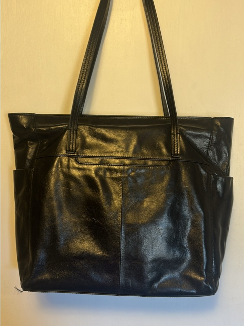 Classic Black Leather Tote Bag - Sleek Everyday Carry